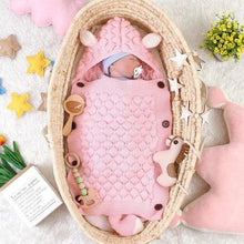 Load image into Gallery viewer, Knitted Fox Sleep Guardian
